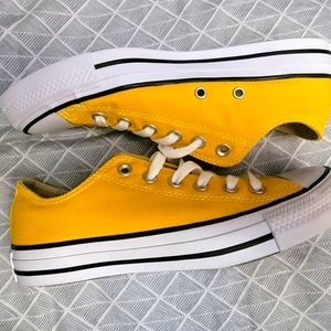 Yellow gold Converse